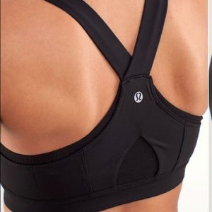 Lululemon Run Stuff Your Bra 6 Black